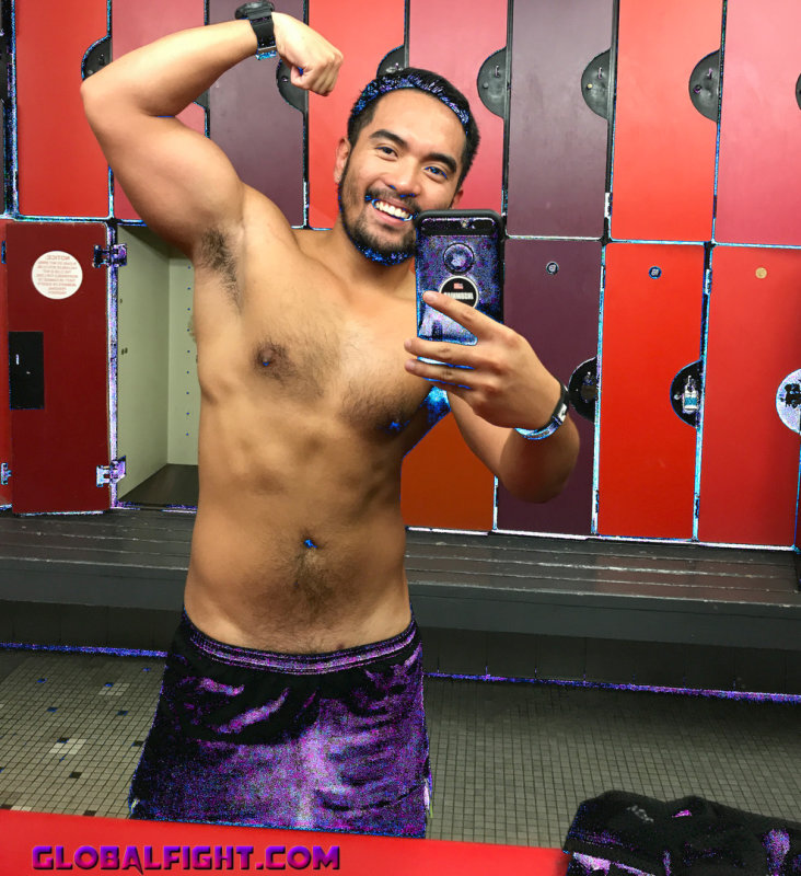 lockeroom boys flexing.jpg