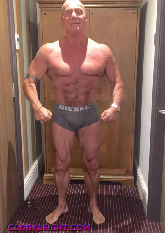 muscledudes home photos.jpg