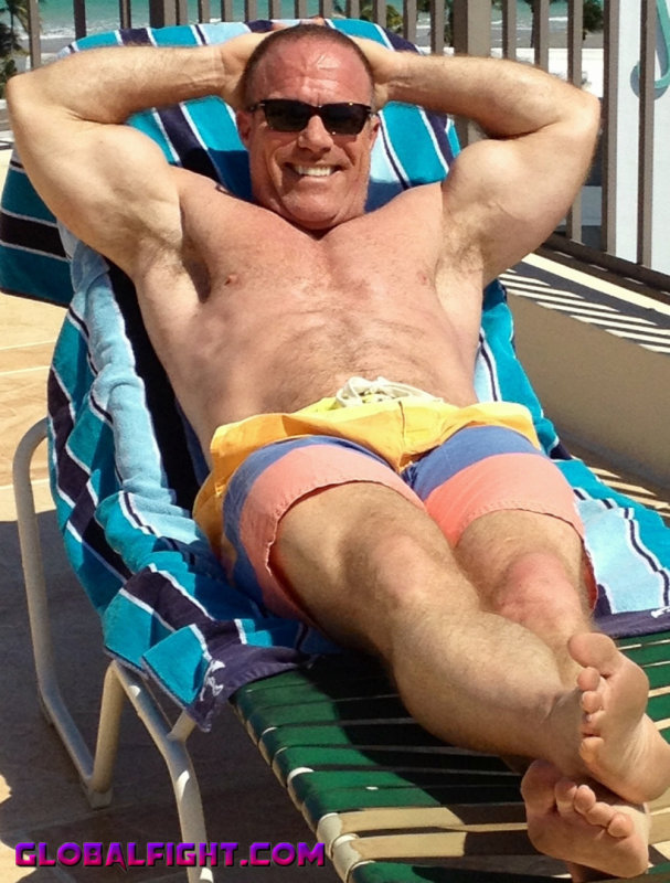 muscleman pool flexing.jpg