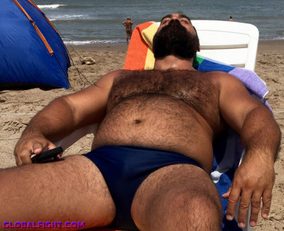 beach beards men.jpg
