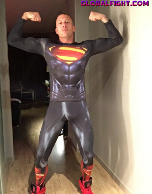 superhero gay personals.jpg
