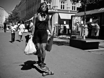 Skateboard shopper