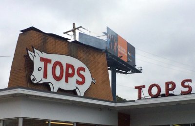 3Tops-Sign.jpg