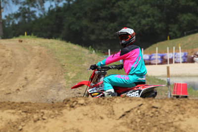 IMG09616_PBase.jpg