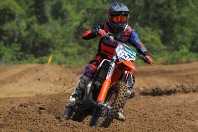 IMG09628_PBase.jpg