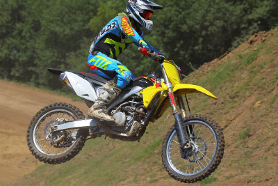 IMG09647_PBase.jpg