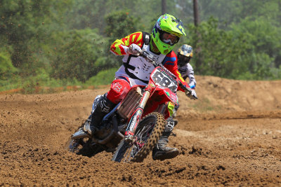 IMG09658_PBase.jpg
