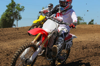 IMG09704_PBase.jpg