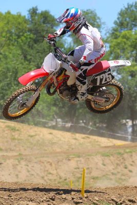 IMG09729_PBase.jpg