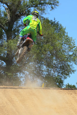 IMG09736_PBase.jpg