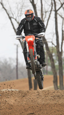 IMG09912_PBase.jpg