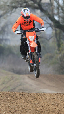 IMG09944_PBase.jpg