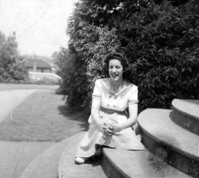 BeckyFisse-June1941.jpg
