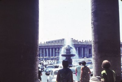 12-24_Fountain at St Peters Square.jpg