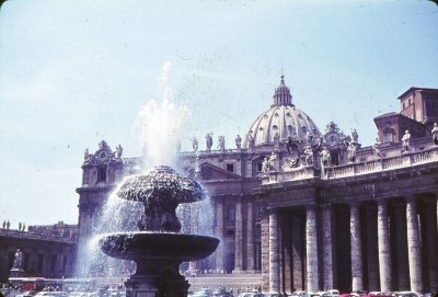 12-25_St Peters and Fountain.jpg