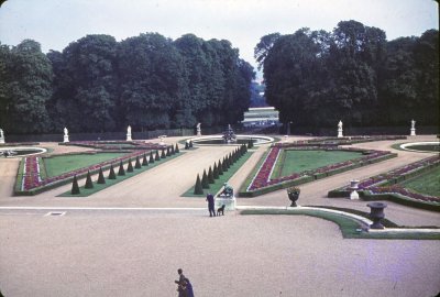 16-25_Gardens at Versailles.jpg