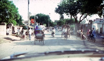 52_Street in Agra_October 1974.jpg