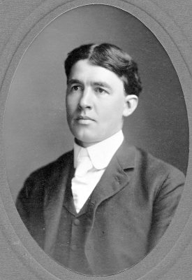 5_Oscar Tuell.jpg
