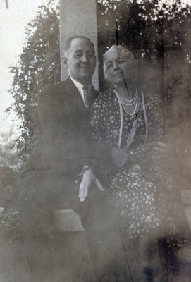 11_Harry and Avis_Circa 1936.jpg