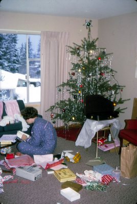 33_Christmas_1966.jpg