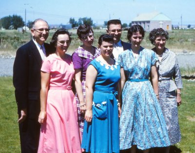 15_Beadles family_1957.jpg