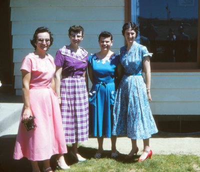16_Four Beadles girls_1957.jpg