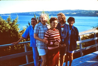 16_Tuell Wives-Evie-Pat-Norine-Stephanie-Marji_Summer 1978.jpg