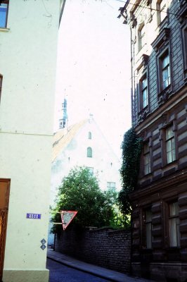 25_Methodist Building in Tallinn_October 1974.jpg