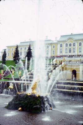 31_Fountains at Summer Palace_October 1974.jpg
