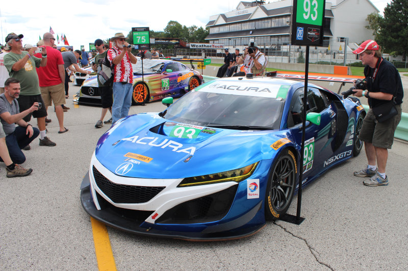 GTD-Michael Shank Racing w/ Curb-Agajanian Acura NSX GT3 #004