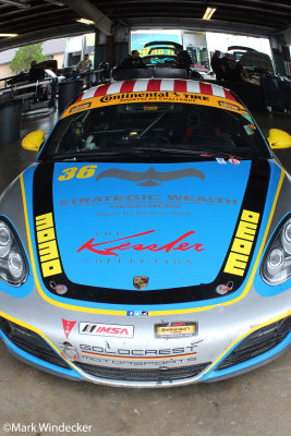 ST Strategic Wealth Racing Porsche Cayman