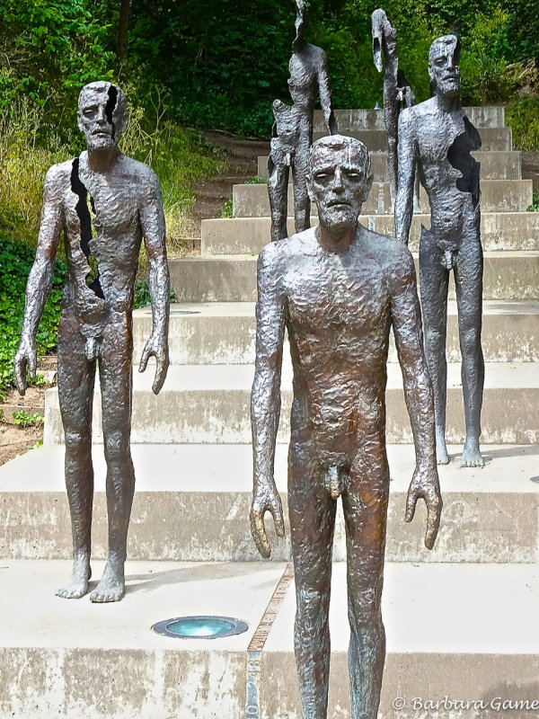  Memorial to the Victims of Communism   