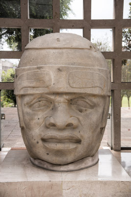 Olmec head1.jpg