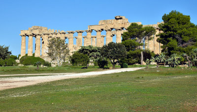 Selinunte Temple.jpg