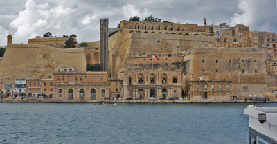 Lift to Valletta.jpg