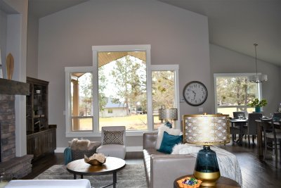 view of golf course living room