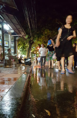 Hoi_Anh_After_the_rain