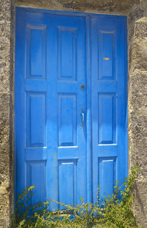 Blue door, Pyrgos