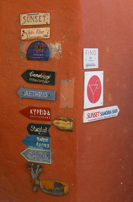 Signs, Oia