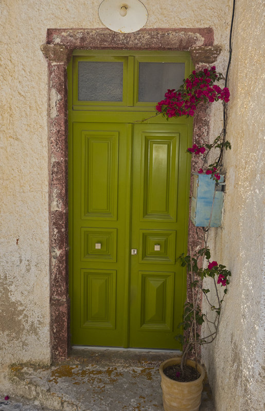 Another door, Pyrgos