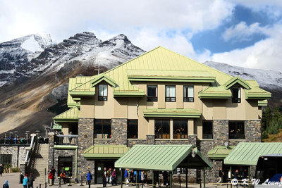 Columbia Icefield Glacier Discovery Centre DSC_2544