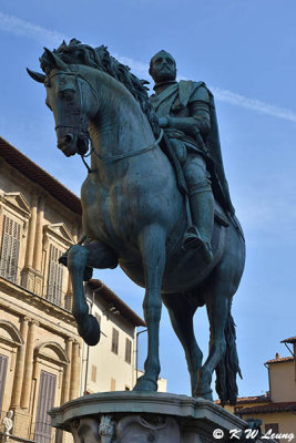Statue of Cosimo I DSC_3794
