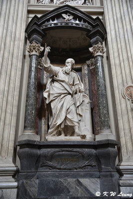 Statue of Saint Thomas DSC_3932