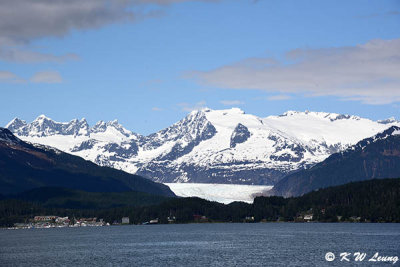 A glacier in Stephens Passage near Juneau DSC_3952