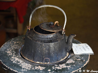 Kettle with Houmei liquor @ Houmeishuya DSC_7462