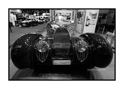 Bugatti Type 57 Cabriolet 1939 Saoutchik & Van Vooren (replica), Paris