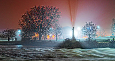 Cenotaph In Night Fog P1190336