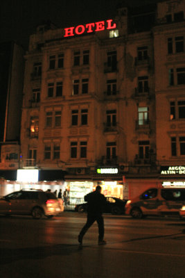 Rıhtım Avenue By Night.jpg