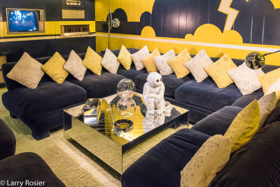 Graceland, Family Room