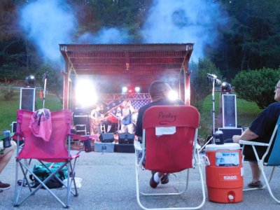 mem day weekend roost 17 055.JPG